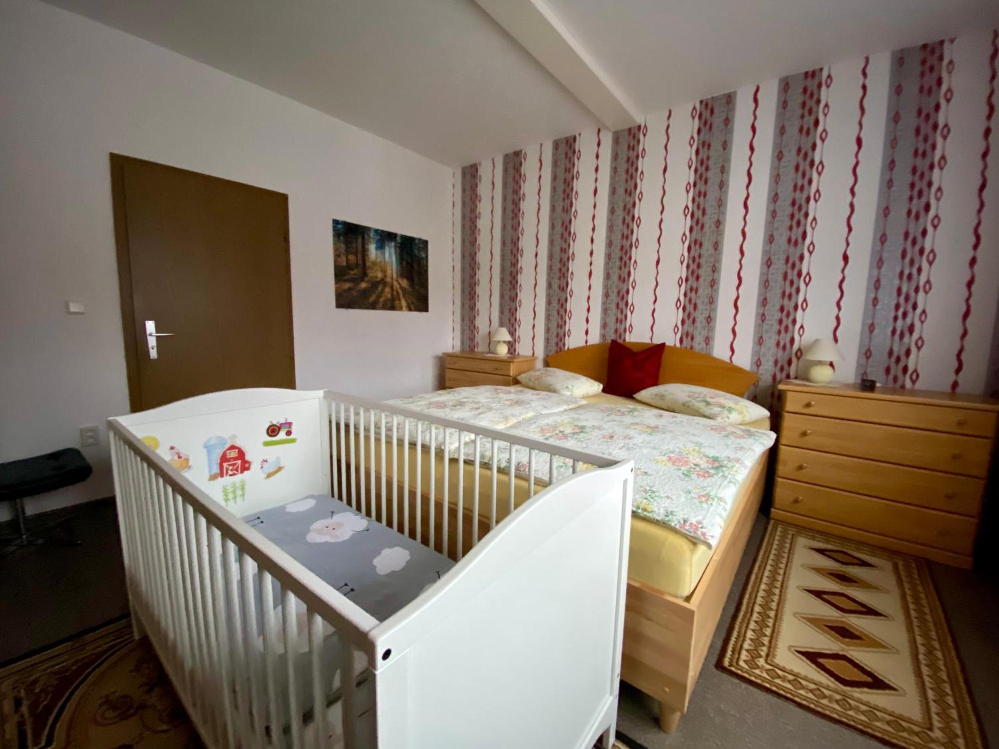 Ferienwohnung Regenbergblick Zella-Mehlis Exterior foto